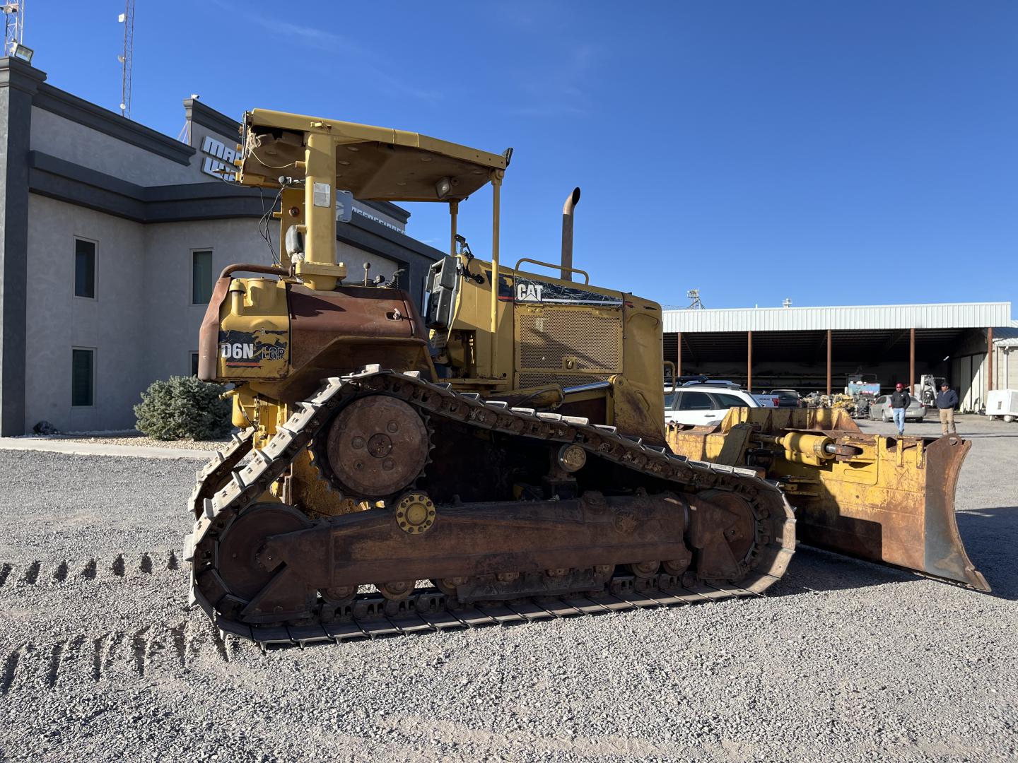 CATERPILLAR D6N